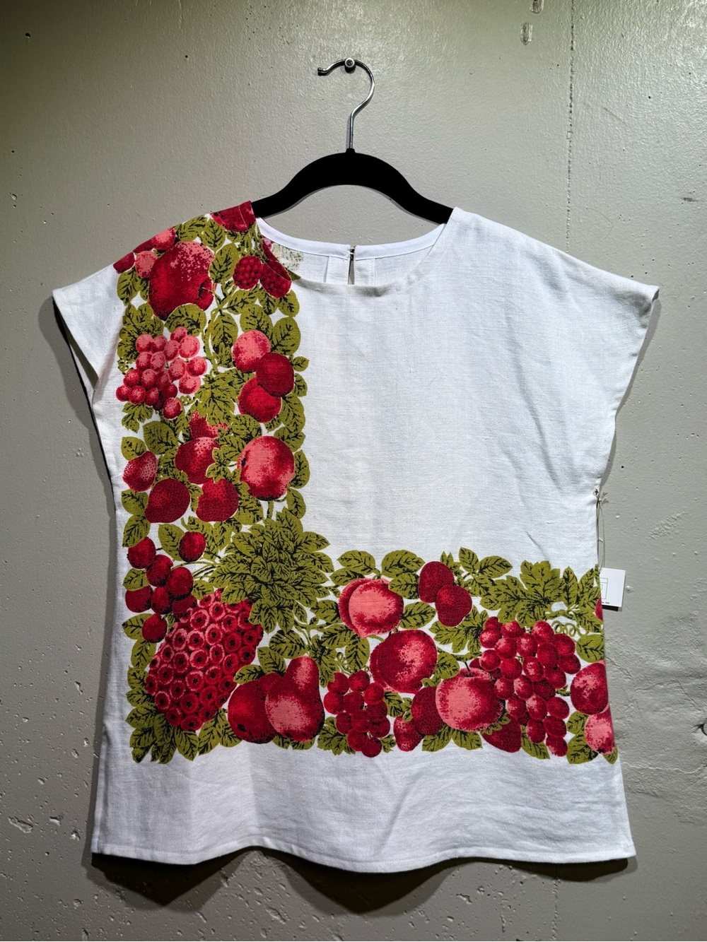 White Top with Red Fruit Border
